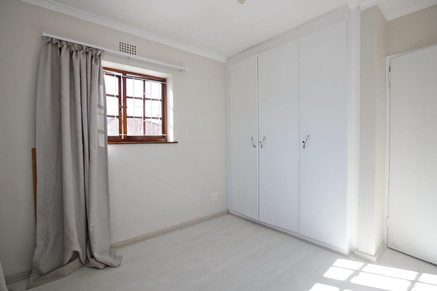 5 Bedroom Property for Sale in Claremont Western Cape